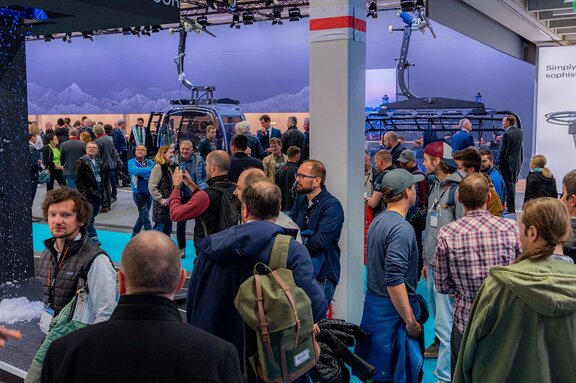 Besucher auf der INTERALPIN 2023 | © überall GmbH